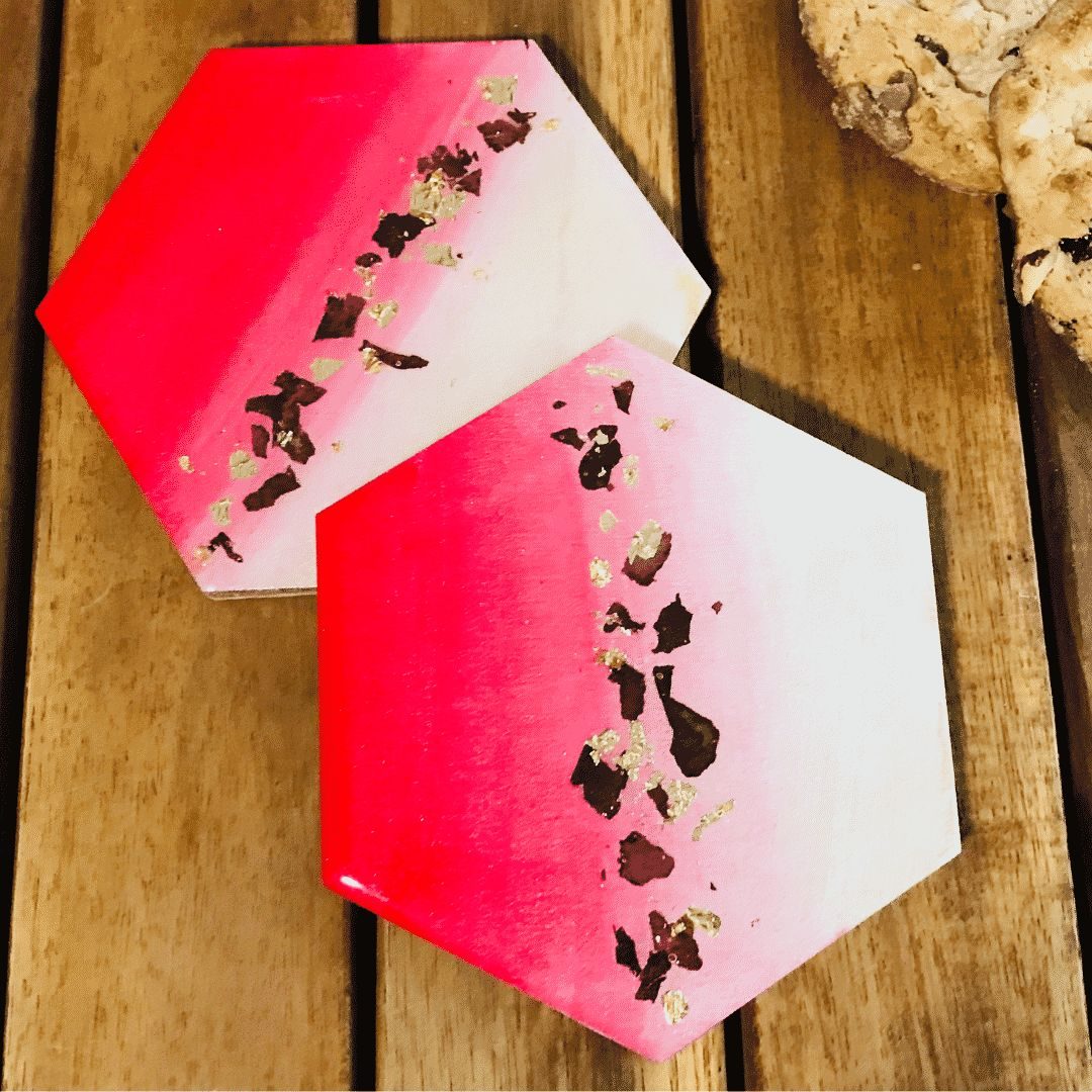 Petal coaster gift set hexagonal - red & gold leaf